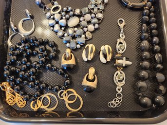 Costume Jewelry Lot #5: Necklaces, Earrings, Bracelets