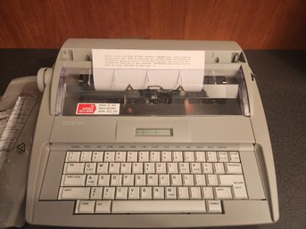 Brother Electronic Electric Typewriter, SX-4000, Office Equipment - Tested