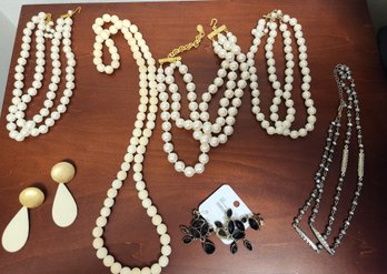 Costume Jewelry Lot #24 - Necklace, Clip-on Earrings, Bracelet, Beads