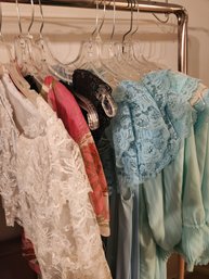 About 10 Vintage Women's Nighties, Nightgowns, Oscar De La Rente