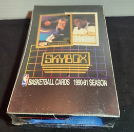Lot 84: Skybox 1990-1991 NBA Basketball Card Set, Cards
