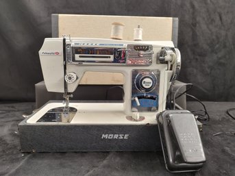 Morse Fotomatic IV 4400 Vintage Sewing Machine