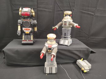 Lot Of Vintage Toy Robots