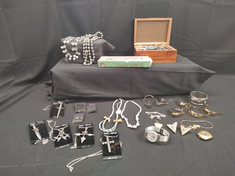Lot Of Jewelry And Accessories