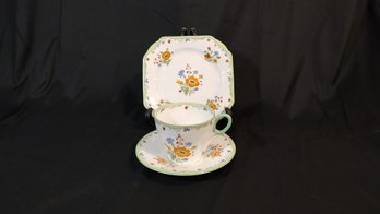 Shelley Porcelain Posie Spray Teacup Set