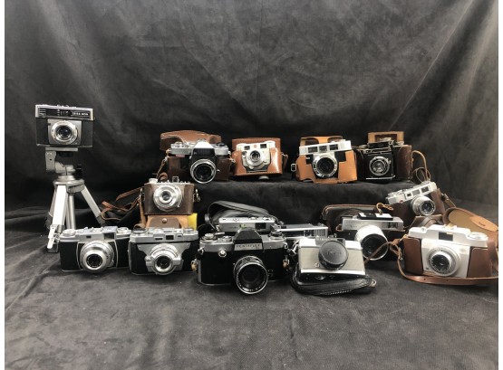 Fantastic Lot Of Vintage Cameras