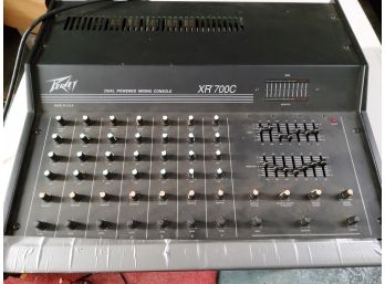 Peavey XR-700C Dual Powered Mixing Console