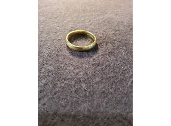 14 Karat Gold Ring (Wedding Band)