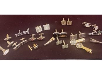 Assorted Vintage Cuff Link And Tie Clips