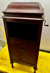 Vintage Silvertone Upright Phonograph In A Mahogany Case
