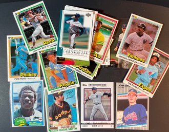 Lot Of 25 Vintage Major League Baseball Hall Of Famer Baseball Cards