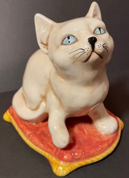 Vintage Italian Majolica Cat / Kitten On Pillow Pottery Signed 'PV Italy 7919'