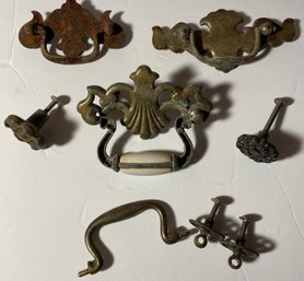 Assorted Lot Of 6 Mixed Vintage Furniture Drawer Pulls