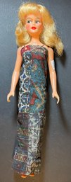 Glamour Misty Doll Ideal 1965 Blonde Side Glancing Great Face Paint In Dress