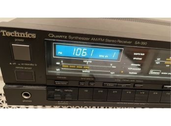 Technics SA-390 Quartz Synthesizer AM/FM Stereo Receiver