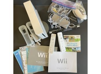 Wii Video Game System With Controllers & Wii Sports Game