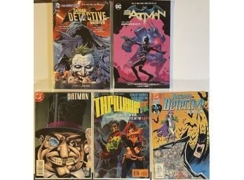 Comic Books - Lot Of 5 BATMAN Books - In Protective Sleeves And Cardboad