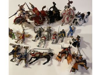 Schleich And Papo Lot Of Knights, Horses, Figures - Medieval Fantasy Figures
