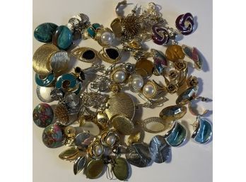 Costume Jewelry Lot - Mostly Earrings - What You See Is What You Get