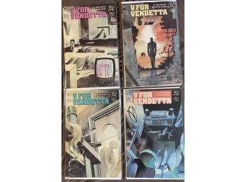 Comic Books - Lot Of 4 - V For VENDETTA Issues - 1988