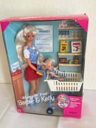 Shoppin' Fun Barbie & Kelly 1995