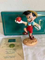 Disney Classics Figurine Pinocchio 'Good-bye Father'