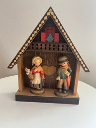 ANRI Wooden Carved Figurines 'Welcome My Friend' In House Display