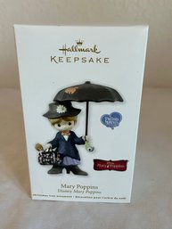 Hallmark Keepsake Ornament 'Mary Poppins' Precious Moments Disney