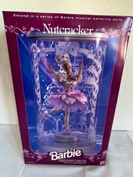 Vintage Musical Ballerina Nutcracker Barbie 1991