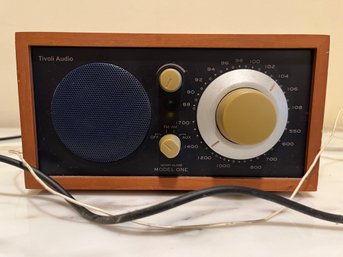 Tivoli Audio  Henry Kloss Model One Radio