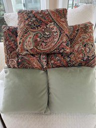 5 Decorative Pillows Paisley And Green