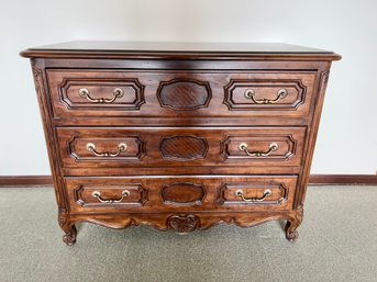 Henredon French Provincial Chest Of Draws