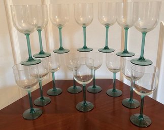 16-Green Stemmed Wine Glassware