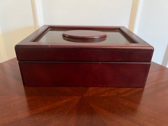 Mahogany Cigar Box With Glass Top