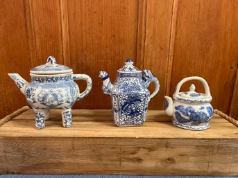 Qianlong Teapot Blue And White 4 Legs, China Blue Teapot With Dragon Head & Chinese Blue & White Small Teapot