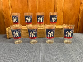 8- 2001 Yankees World Series Pint Glasses