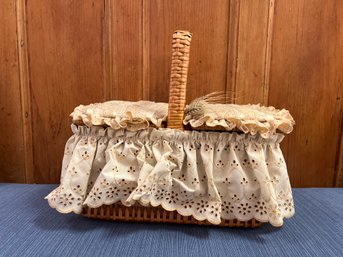 Chanaberrys Picnic Basket With Vintage Lace Fabric