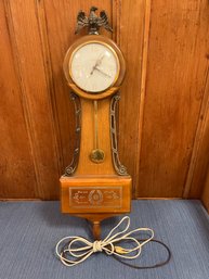 United 408 Banjo Wood Electric Wall Clock Eagle Finial Pendulum