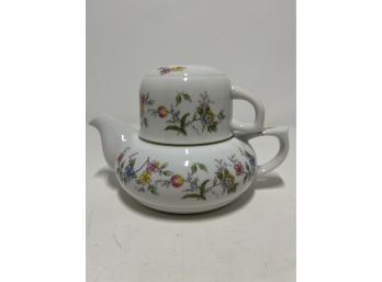 Corona By Andrea Teapot With Cup