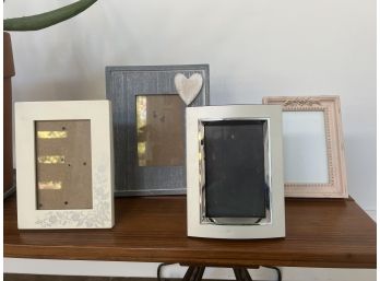 4-picture Frames 5x8