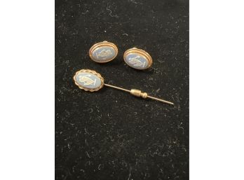 Van Dell 12k Gold Fill Screw Back Wedgwood Style Earrings And Hat Pin