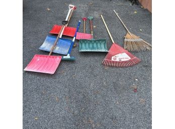 Shovels, Rakes, Mop & Long Handled Tree Saw
