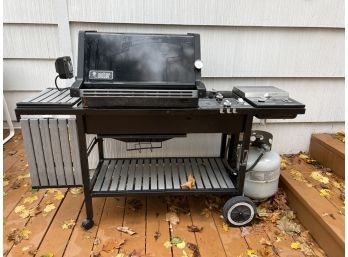 Weber Grill 7810