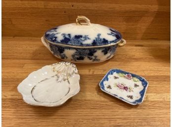 1-royal Blue Porcelain Covered Dish, Porcelain Shell Shaped Trinket Tray And Trinket Tray Made In Japan