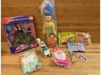 Mix Toy Lot: Starr Model Agency Amber , McDonald Happy Meal Barbies, Simpsons, 1990 Lil Babies