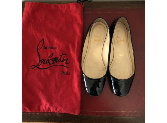 CHRISTIAN LOUBOUTIN Black Patent Leather Ballerina Flats Size 5.5/36