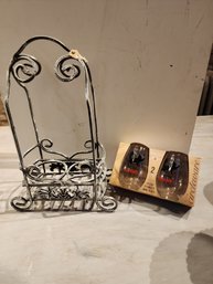 Metal Wine Caddy And 2 Stemless Cat Themed Wine Glasses New In Box