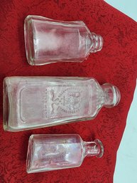 3 SMALL ANTIQUE APOTHOCARY BOTTLES  WILL SHIP