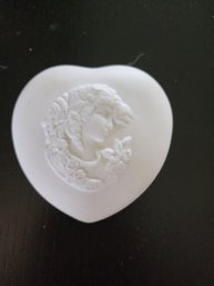 Heart Trinket Porcelain Dish With Lid