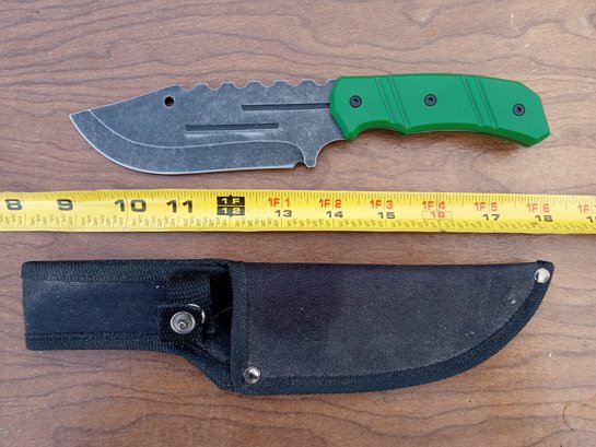 Fixed Blade Hunting Knife With Sheath